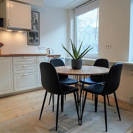 Centrally Located Cosy Studio Vilnius Bagian luar foto