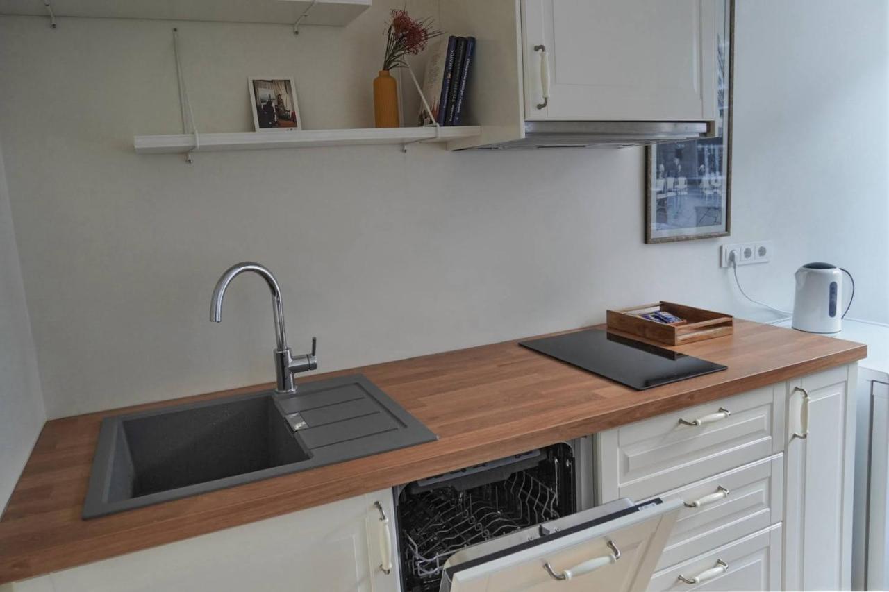 Centrally Located Cosy Studio Vilnius Bagian luar foto
