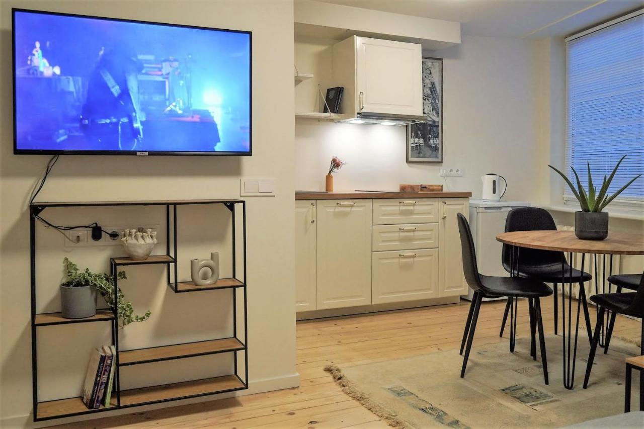 Centrally Located Cosy Studio Vilnius Bagian luar foto
